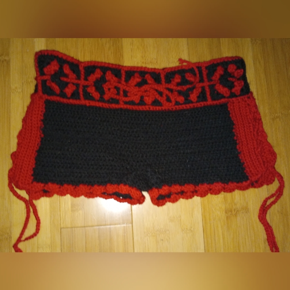 Hand-Crochet Matching Top and Shorts - Picture 3 of 5